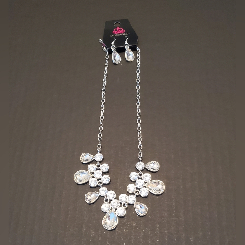Paparazzi Rhinestone Silvertone Teardrop Necklace & Earring Set